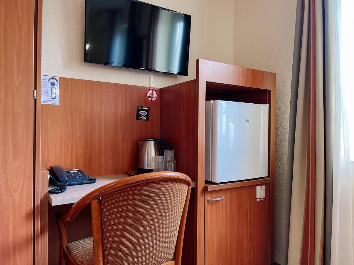 Hotel Falk Brémai repülőtér Kültér fotó